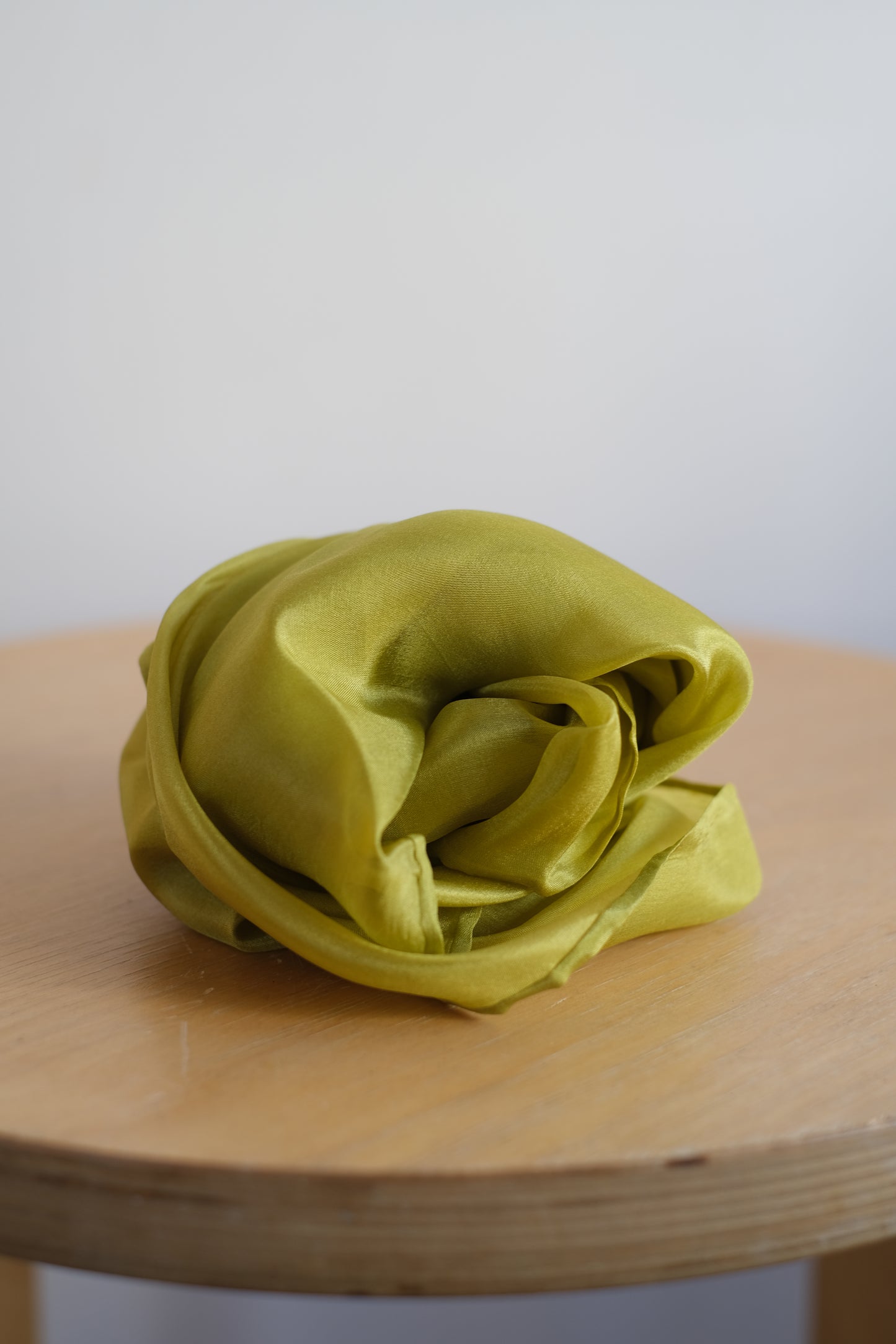 Lekesilke - 55x55cm - plantefarget lys grønn