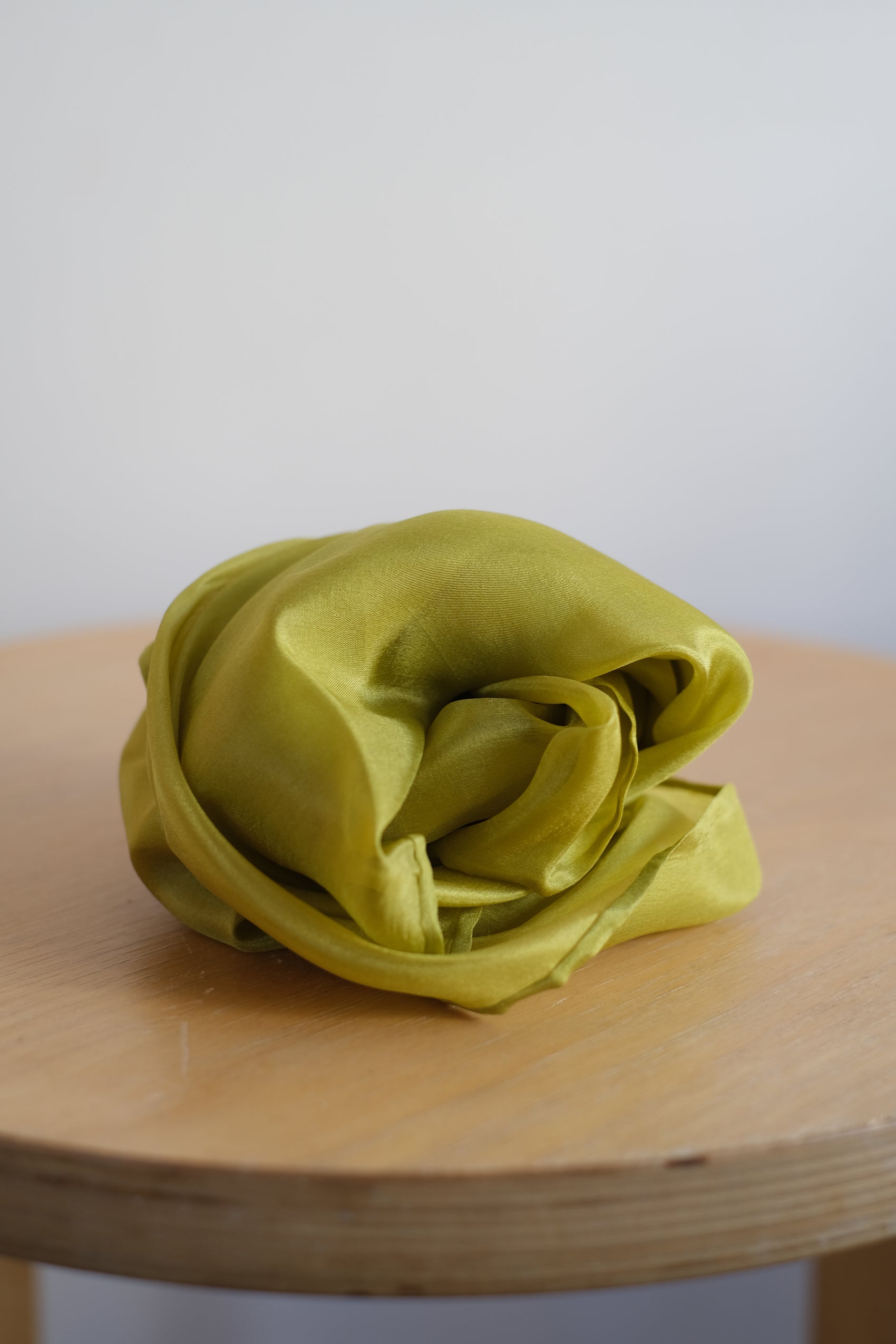 Lekesilke - 55x55cm - plantefarget lys grønn