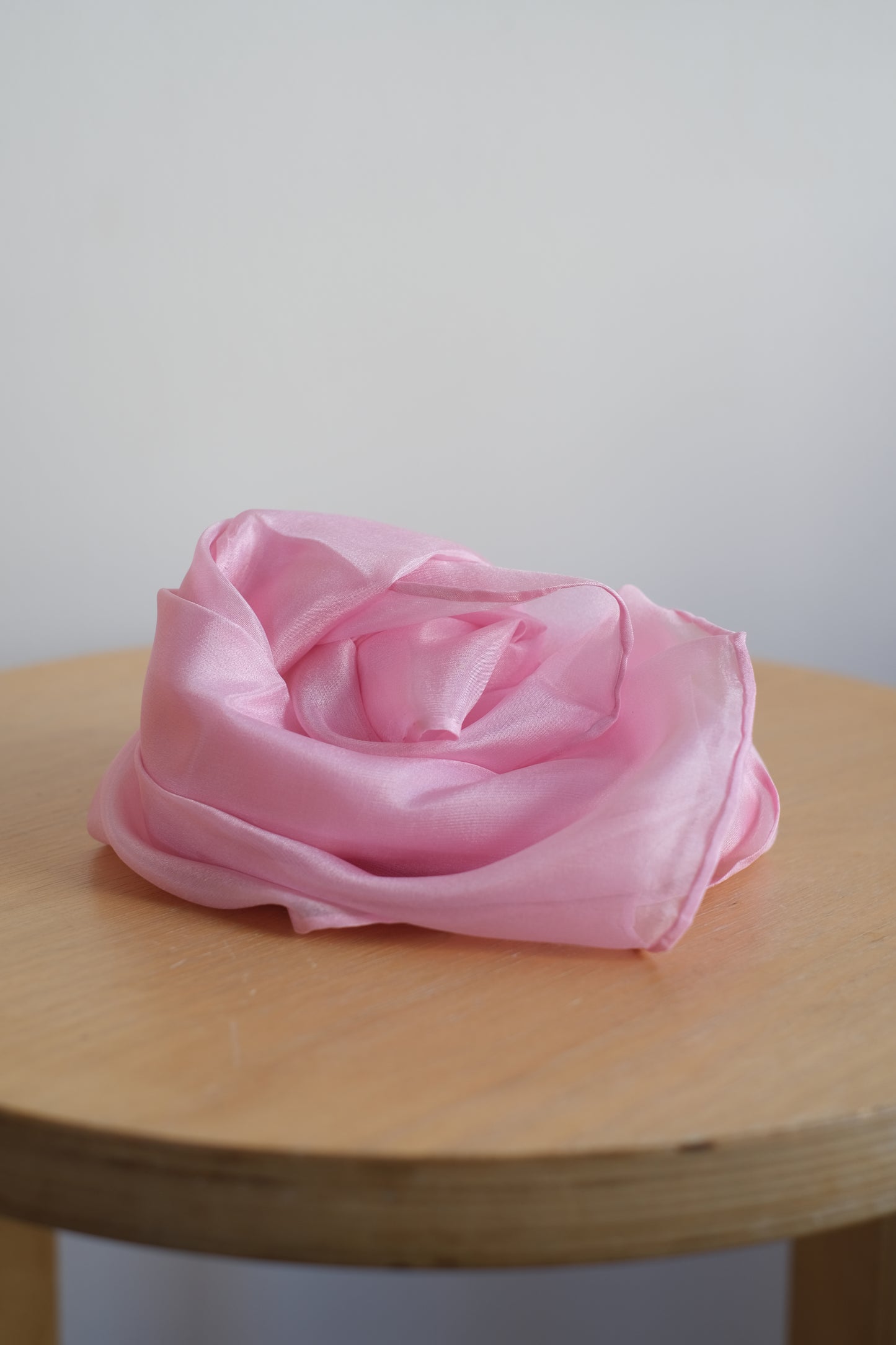 Lekesilke - 55x55cm - plantefarget lys rosa