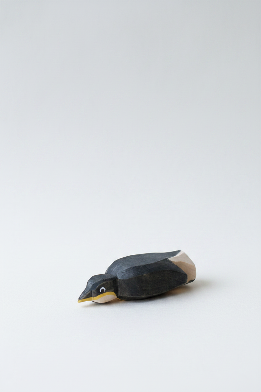 Penguin from the front – studiobakgrunn