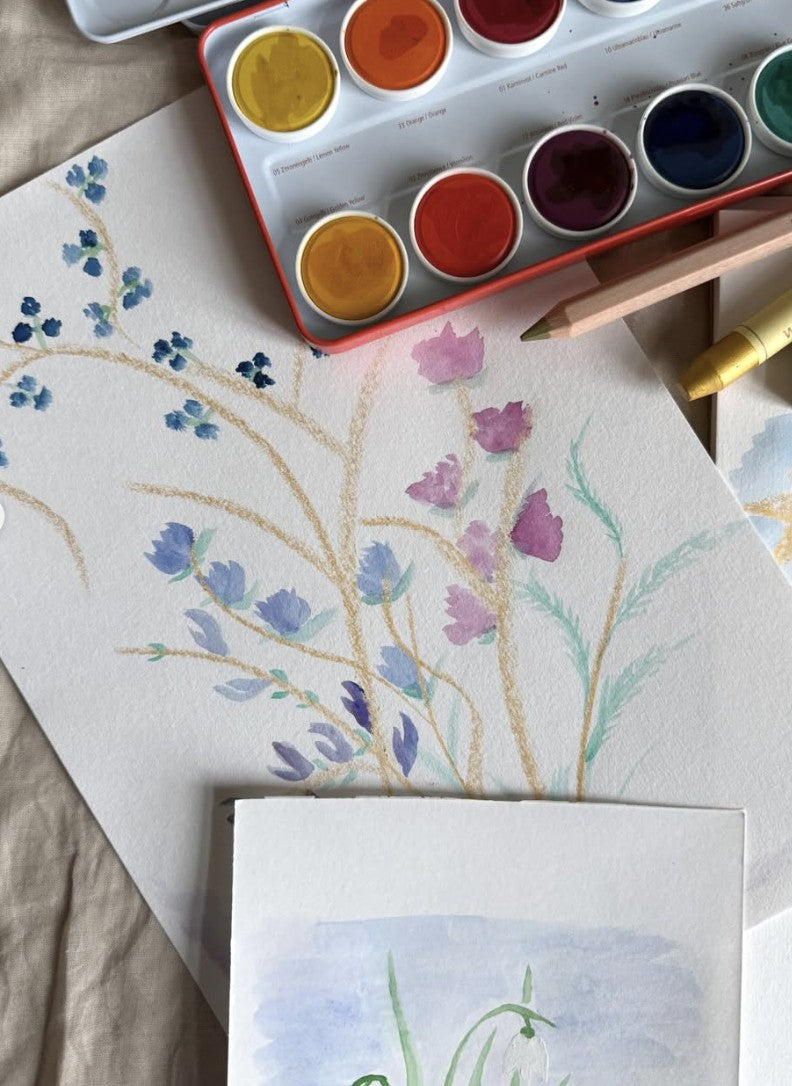 Blomster malt med Stockmar akvarellmaling og fargestifter