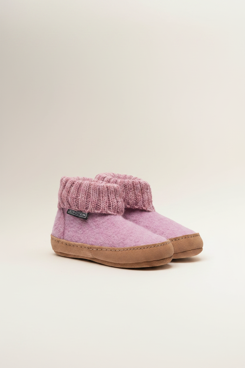 Tøfler rosa – minimalistisk