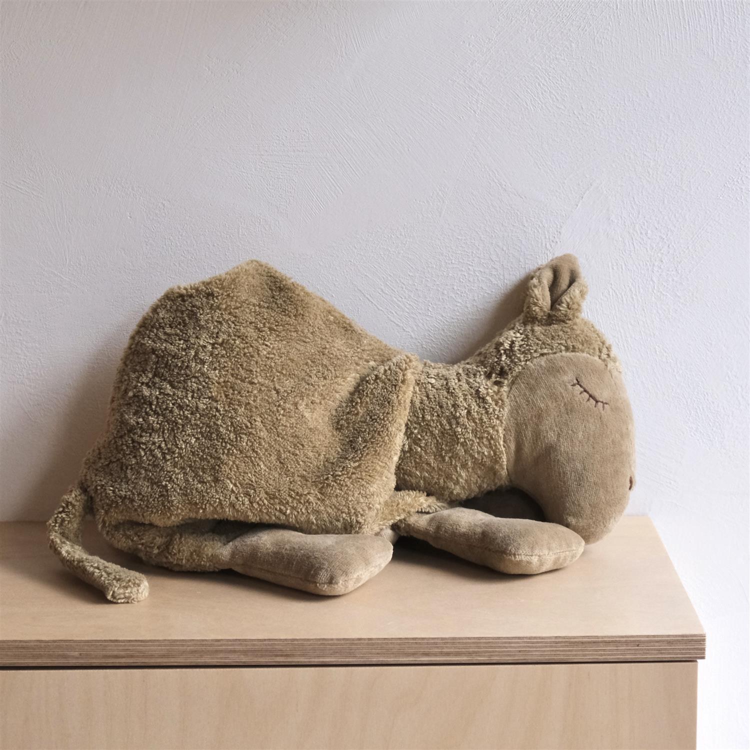 Kamel med varme/kjølepute - stor