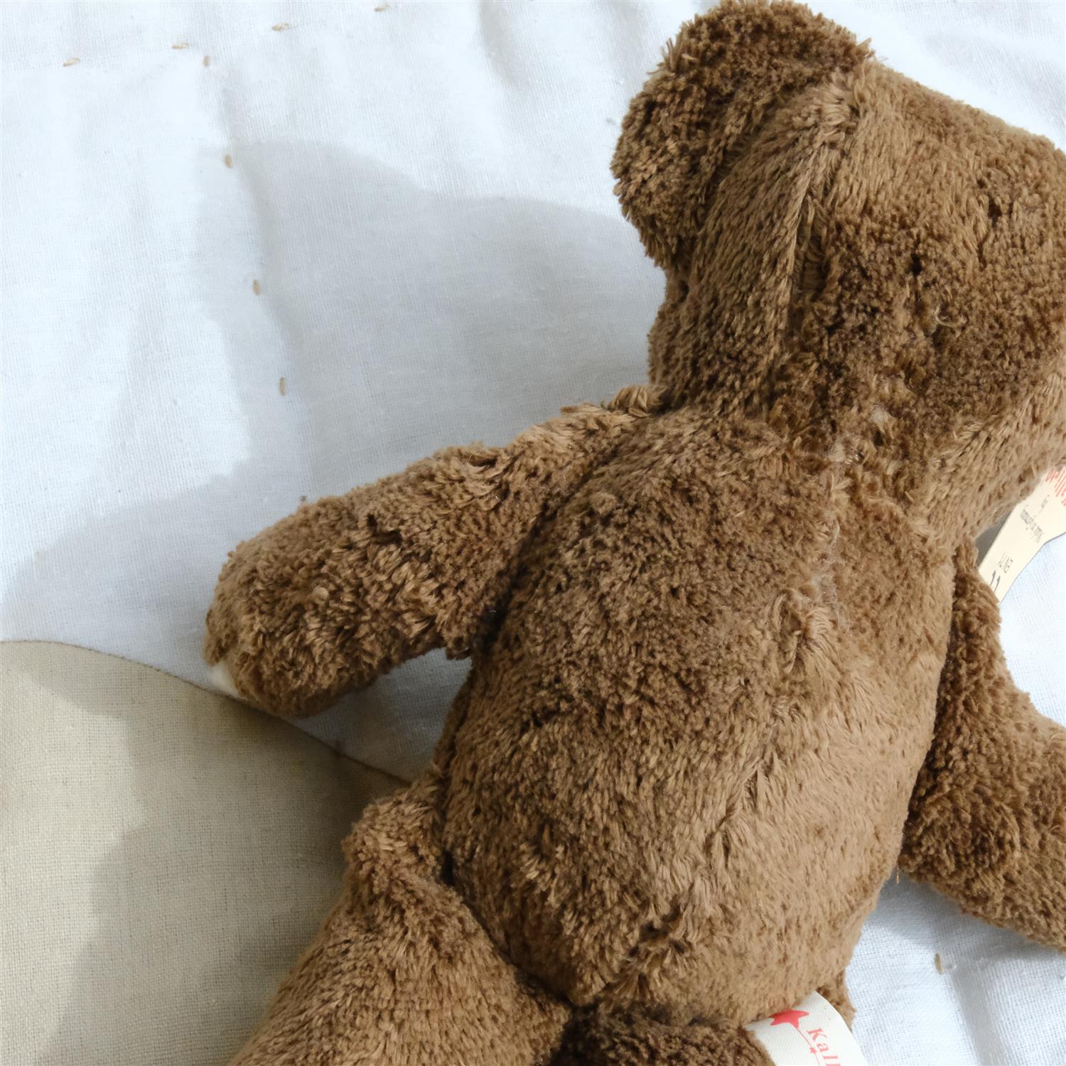 Mørk brun bjørn - 32cm