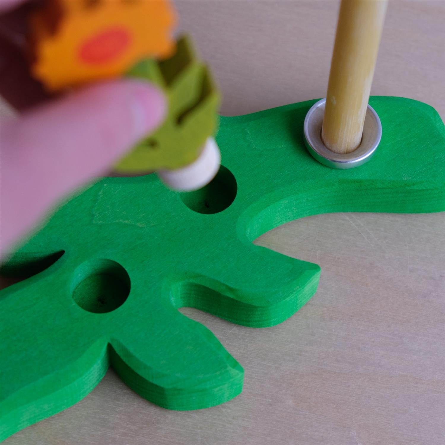 Frittstående grein til bursdagsring - mørk grønn